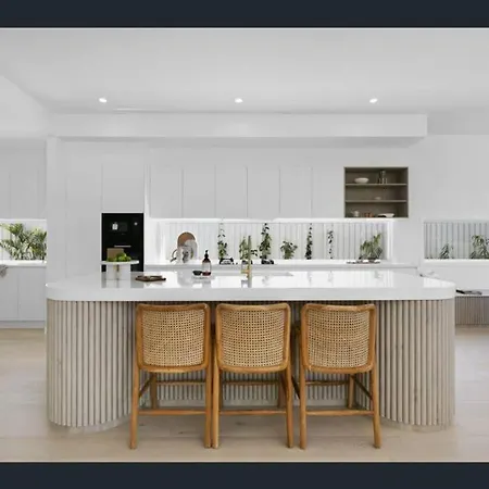 Luxury Mermaid Waters Holiday Home-2